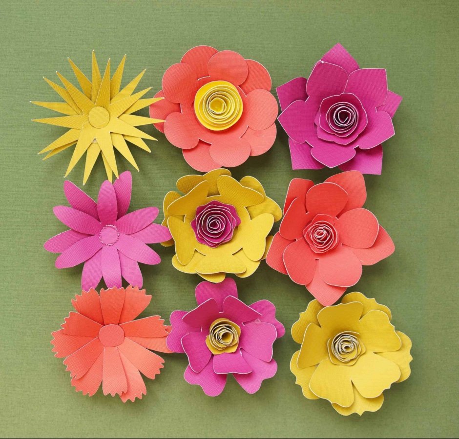 Making Flowers with paper