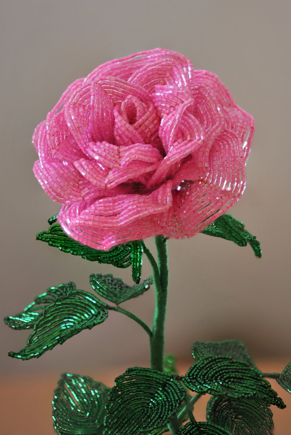 Плетение из бисера розы