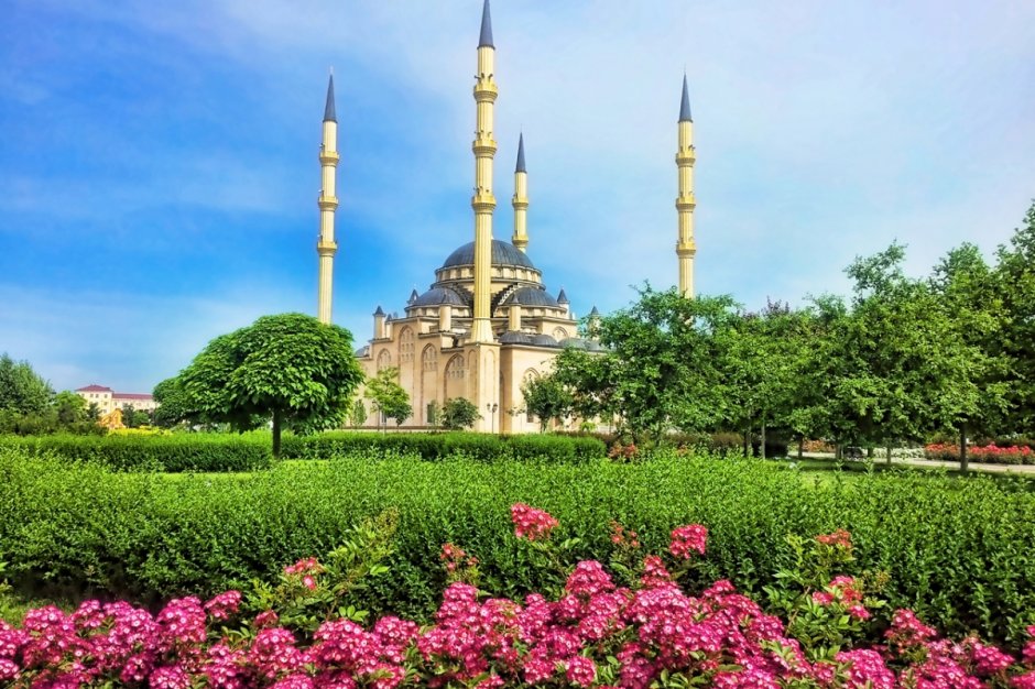Парк мечети сердце Чечни в Грозном