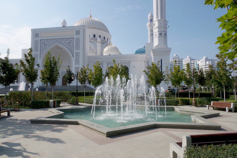 Майкоп Грозный * мечеть "сердце Чечни";