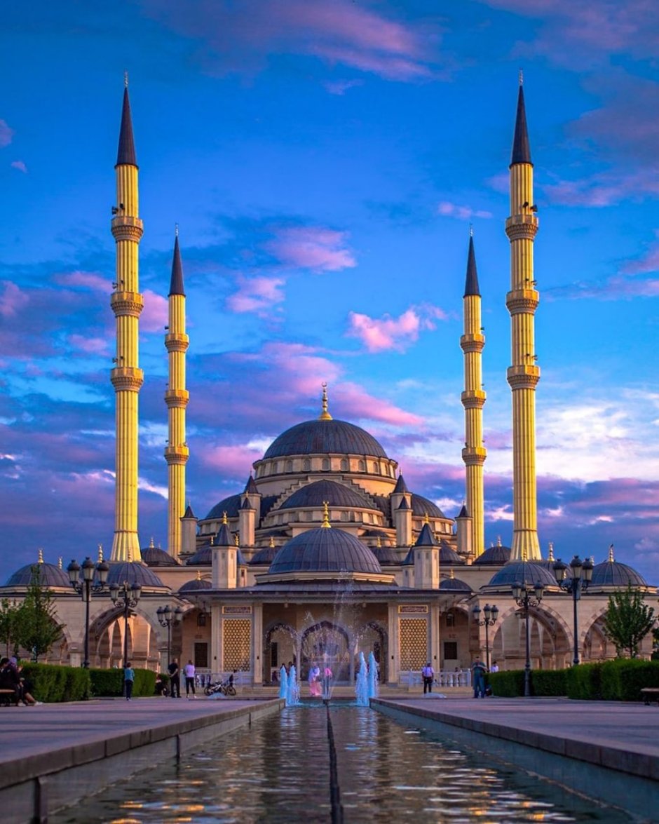 Мечеть имени Ахмата Кадырова сердце Чечни